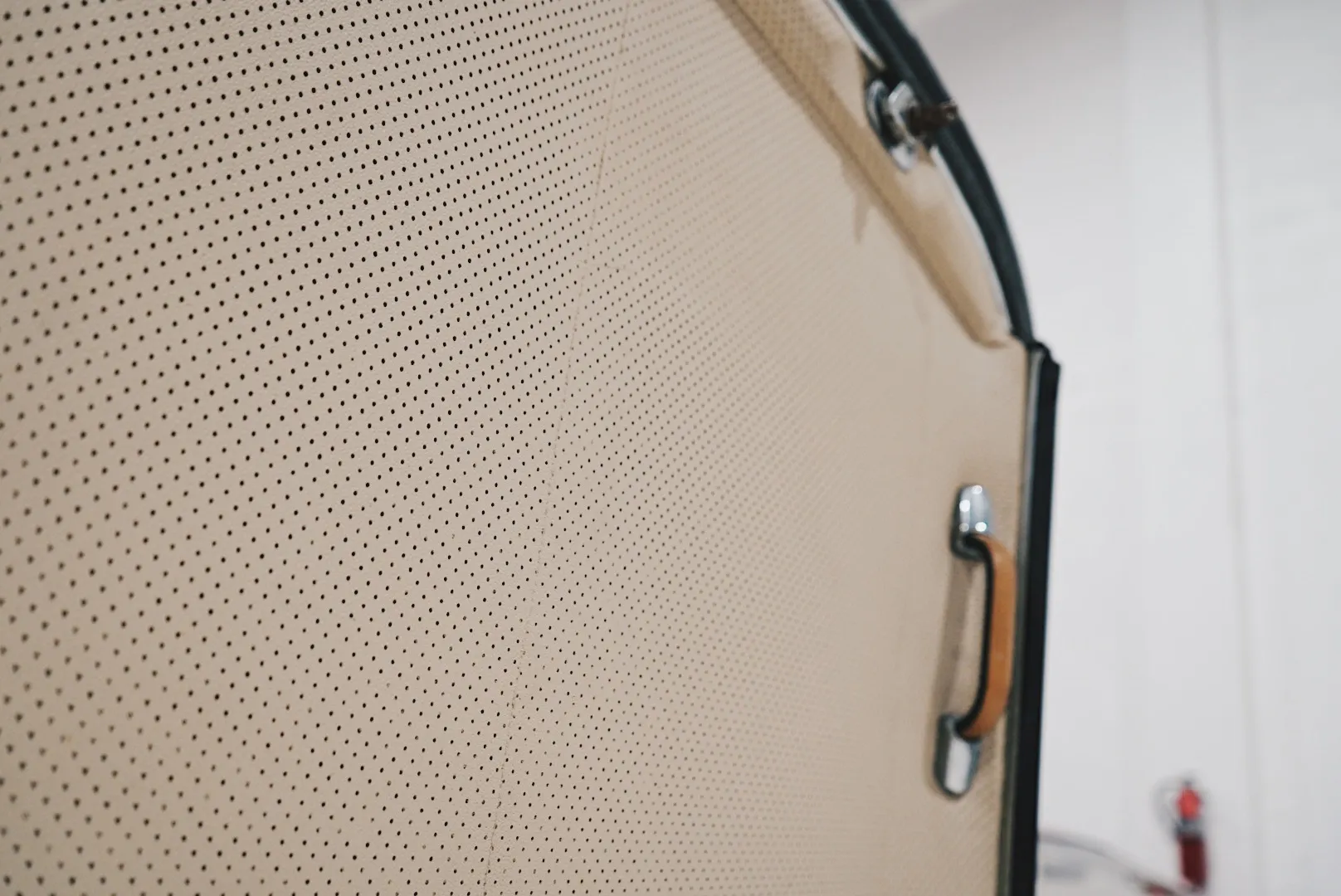 Mercedes-Benz Hardtop for W113 SL - Image 6