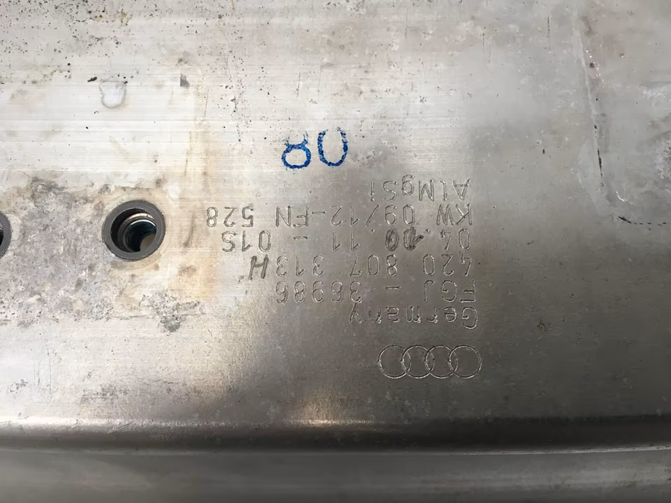 Complete rear section for Audi R8 facelift V10, year 2013, color LY9C - Image 11