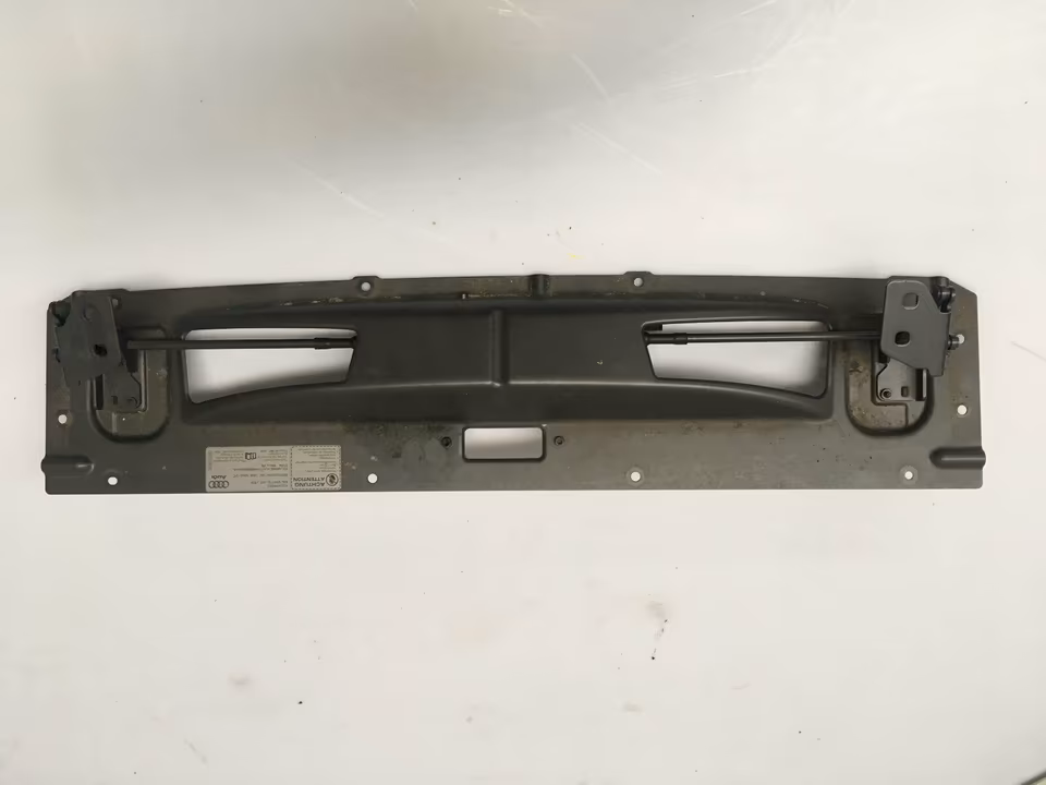 Complete rear section for Audi R8 facelift V10, year 2013, color LY9C - Image 4