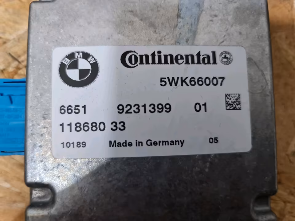 BMW 5 Series F10 F11 Engine ECU Control Unit 8510137 ZGW-01 9244261 KIT - Image 3