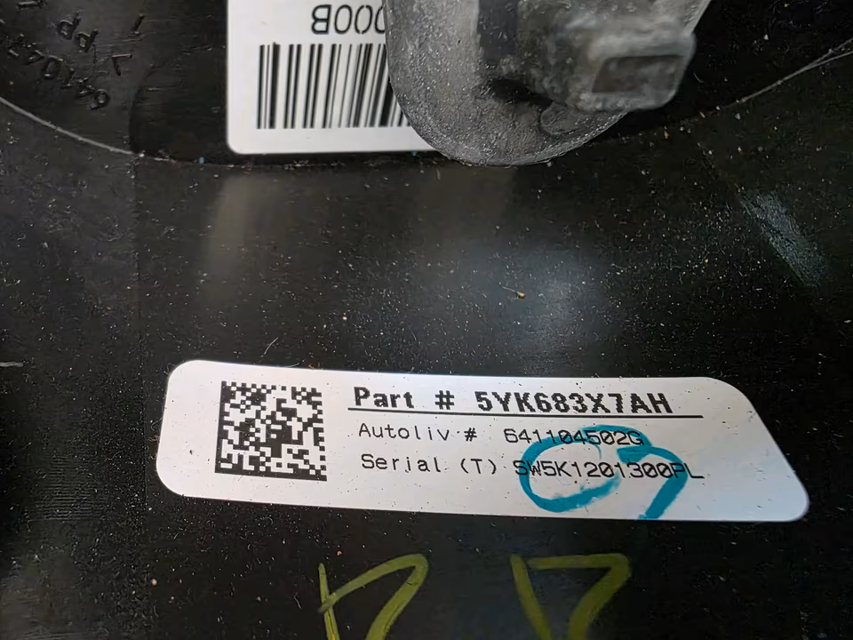 Dodge RAM Mopar steering wheel, leather, Limited TRX Laramie, heated - Image 4