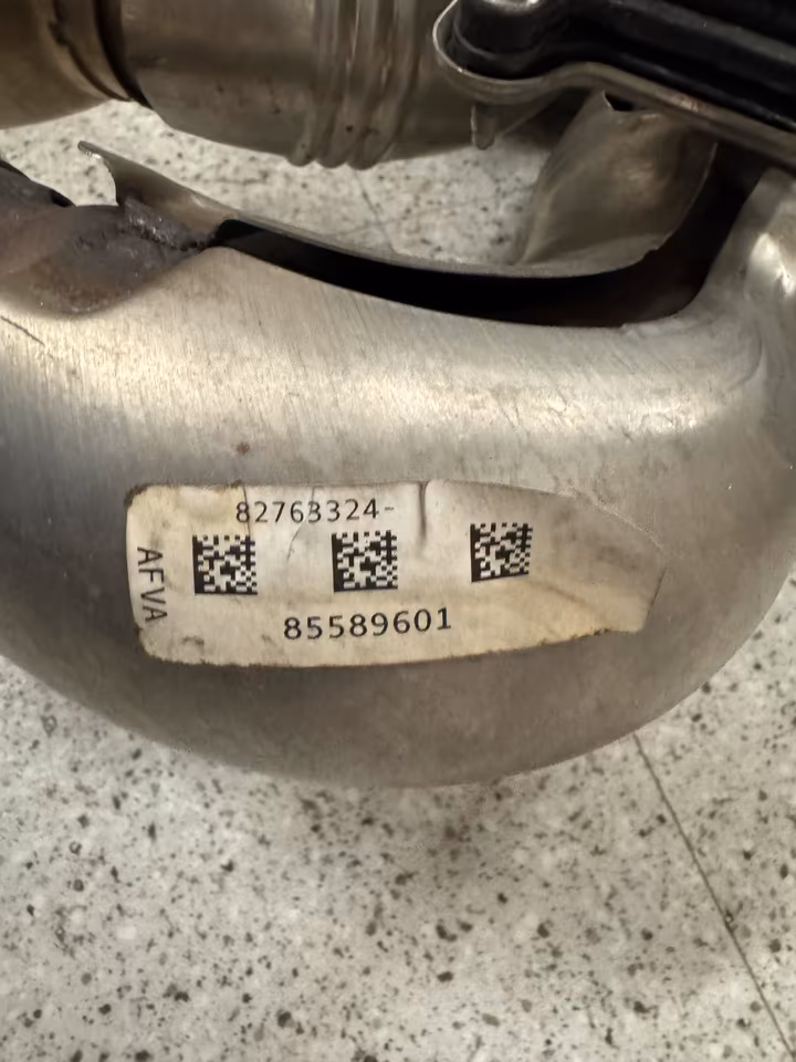 Corvette C8 Original Exhaust System Stainless Steel Catalytic Converter - Image 3