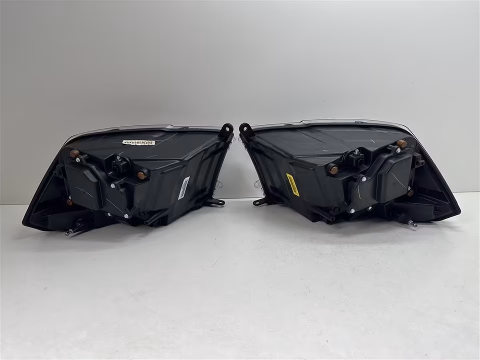 Headlights Dodge RAM 1500 13-18r LED 68324932AD/33AD Left Right - Image 4