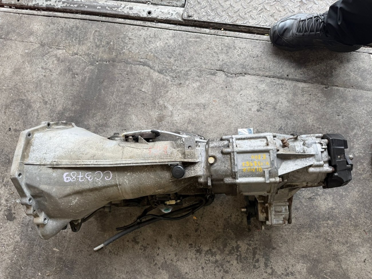 Mercedes-Benz W124 4MATIC Transmission - Image 3