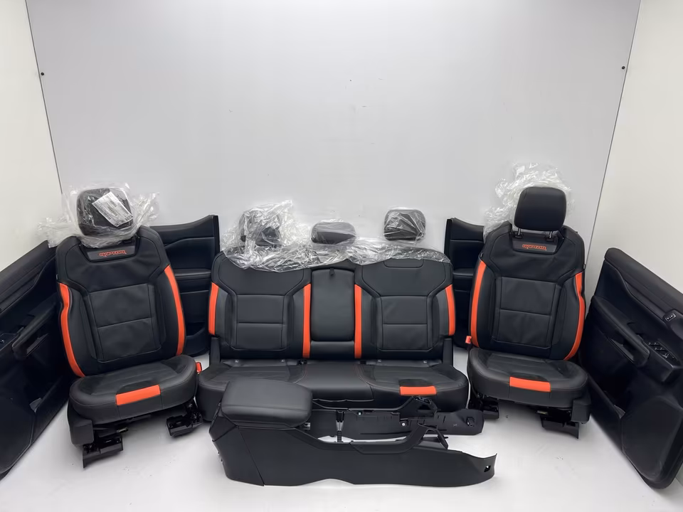 Ford Ranger VI Raptor Interior Seats Door Panels