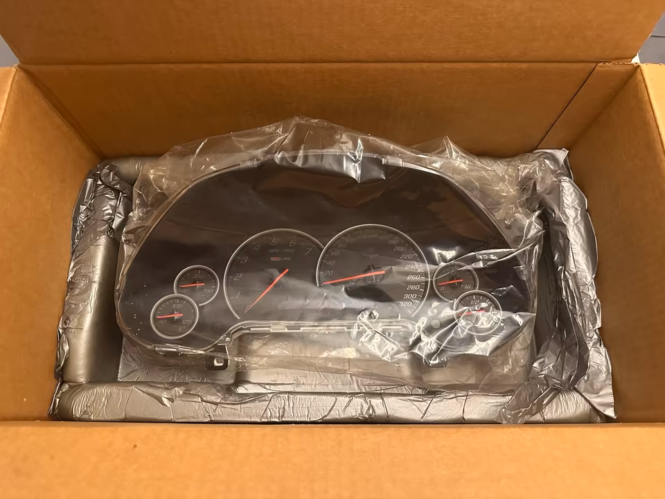 Corvette C6 Z06 Speedometer KMH - Image 3