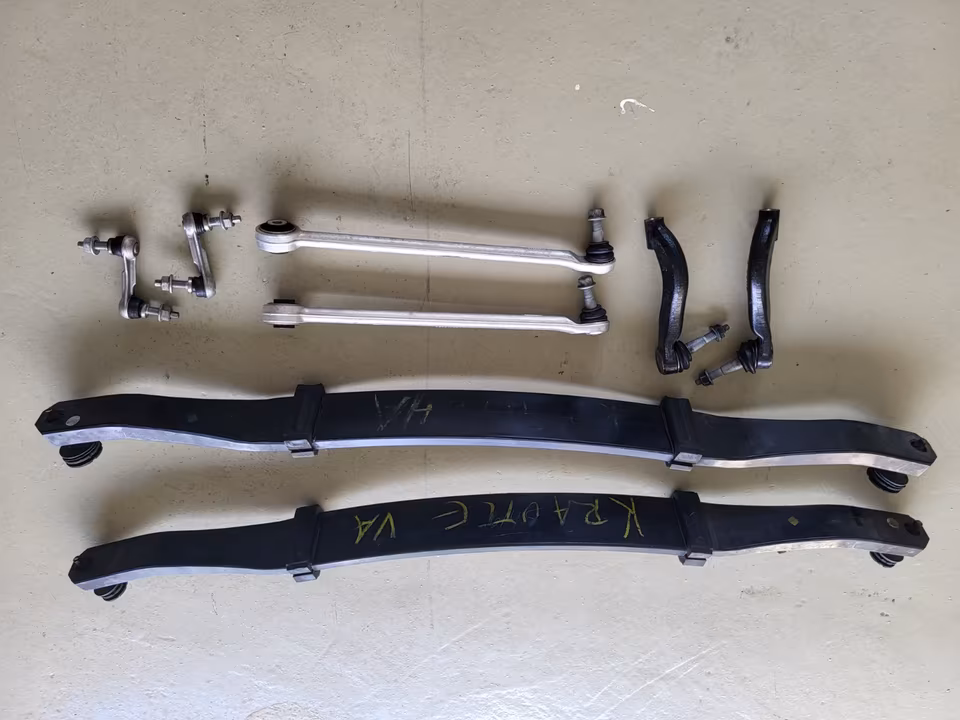 Corvette C7 Z06 Original **Chassis **Shock Absorbers Leaf Springs - Image 2
