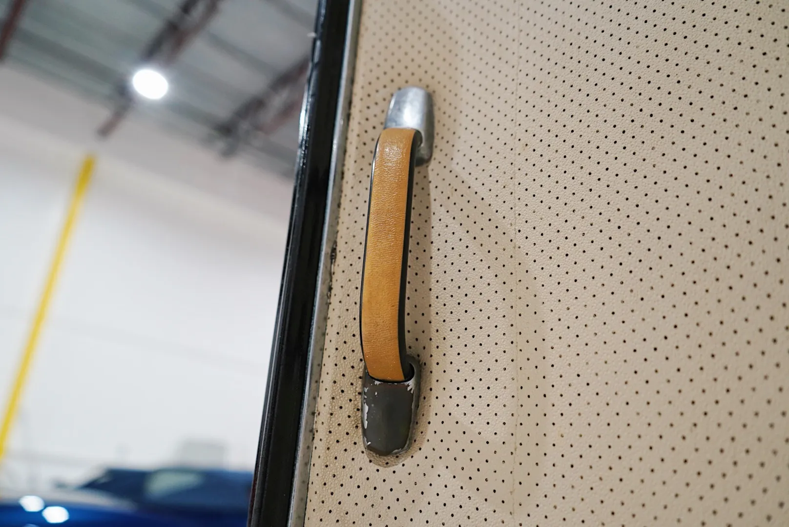 Mercedes-Benz Hardtop for W113 SL - Image 8