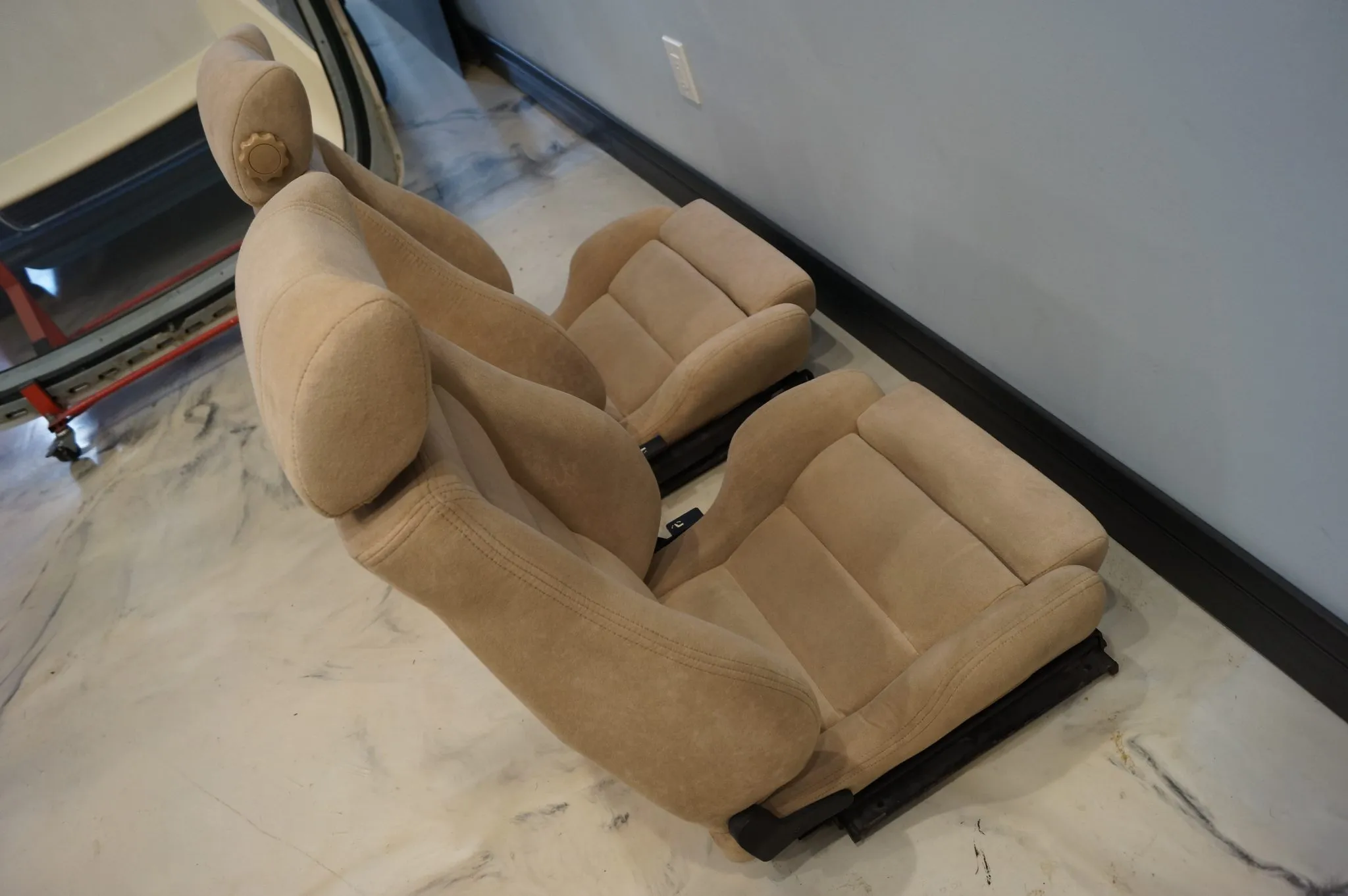 FloFit Seats for BMW - Image 8