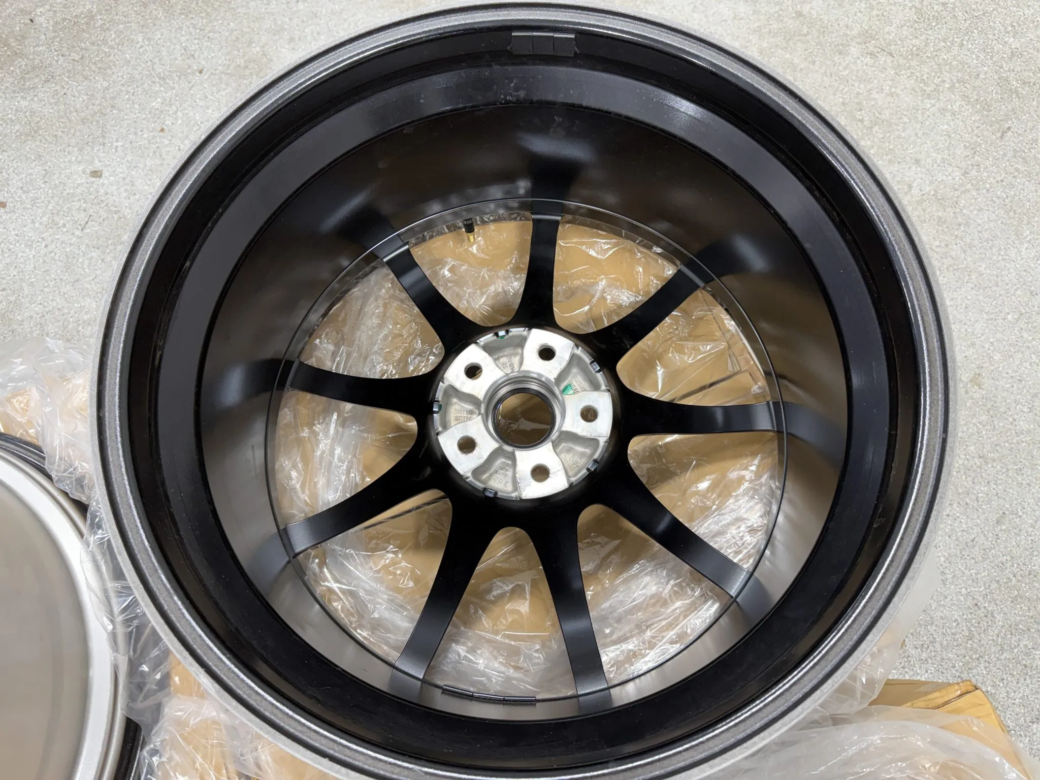 20×10″ and 20×10.5″ RAYS Engineering Forged NISMO Wheels for Nissan GT-R - Image 8
