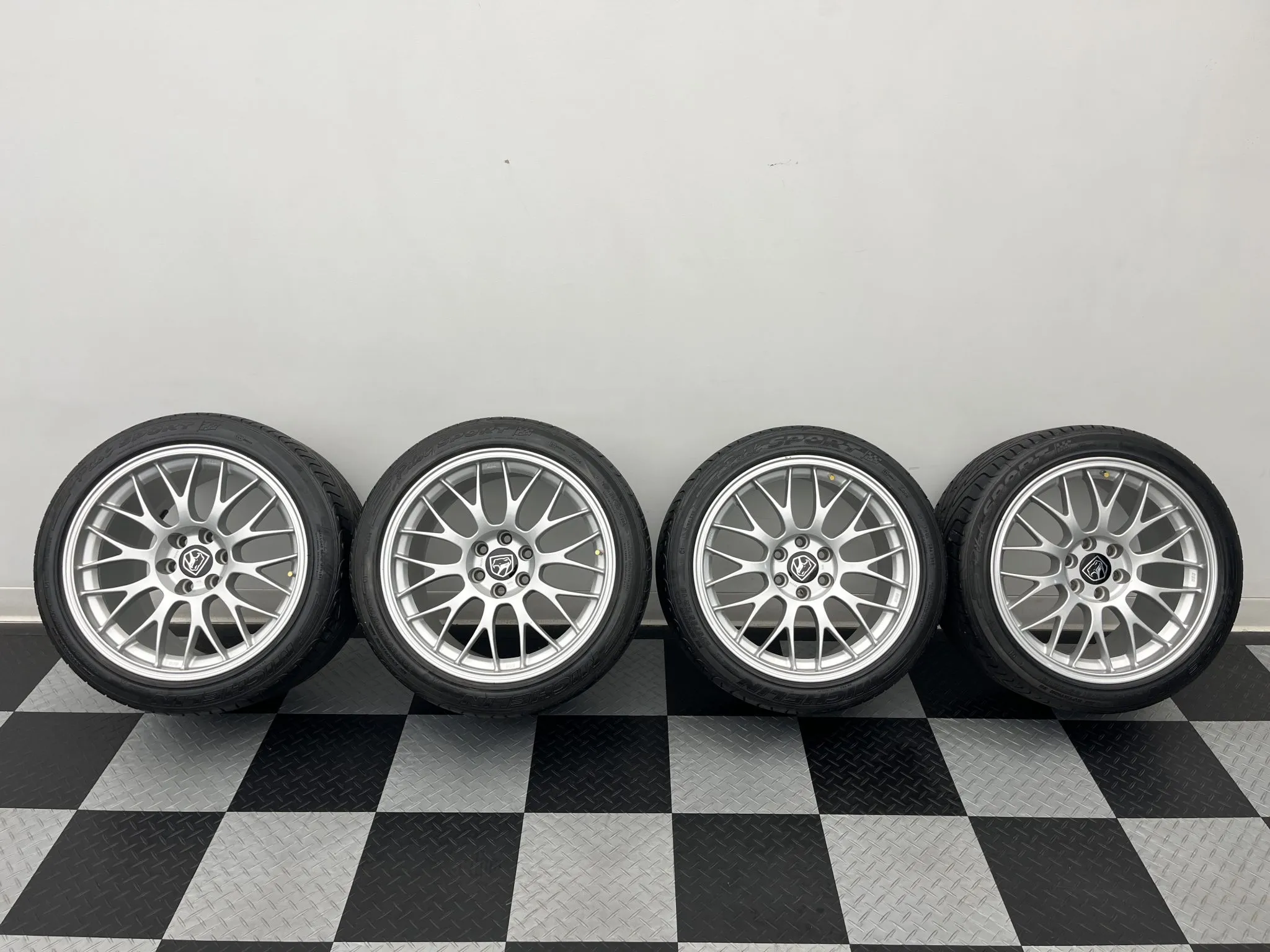 18×10″ and 18×13″ BBS Wheels for Dodge Viper