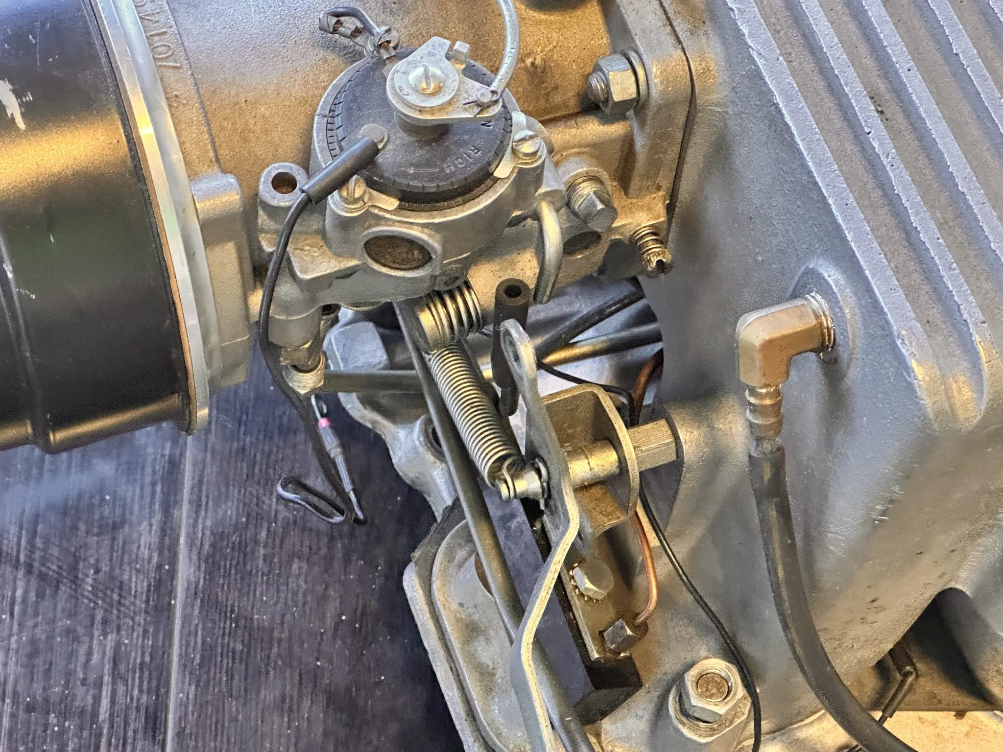 Rochester Fuel Injection System for Chevrolet Corvette - Image 3