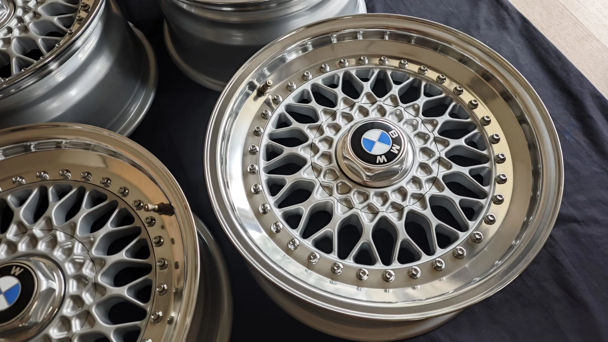 16×7″ and 16×8″ BBS RS Wheels for BMW - Image 6