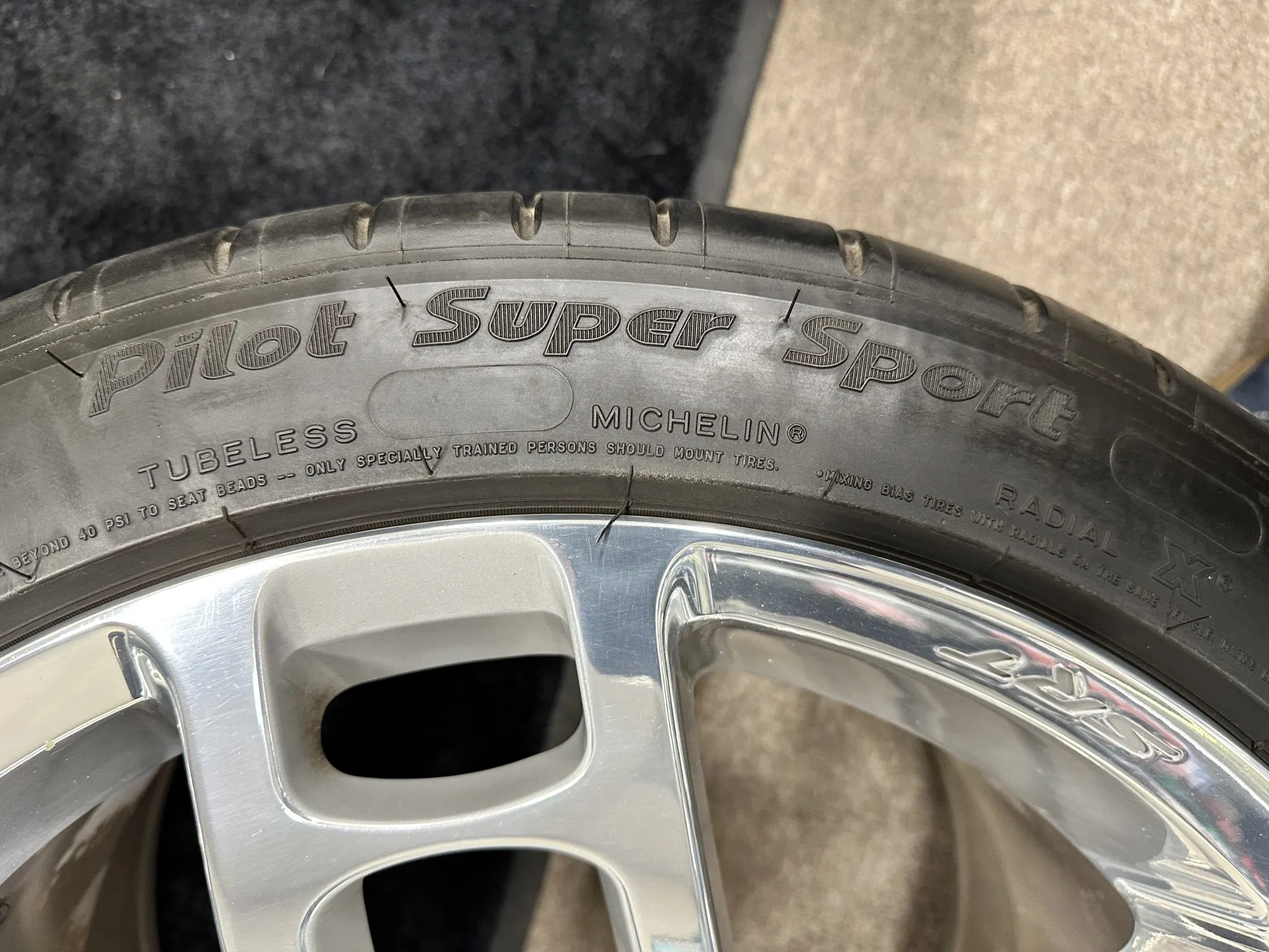 2006-10 Dodge Viper H-Spoke Wheels - Image 4