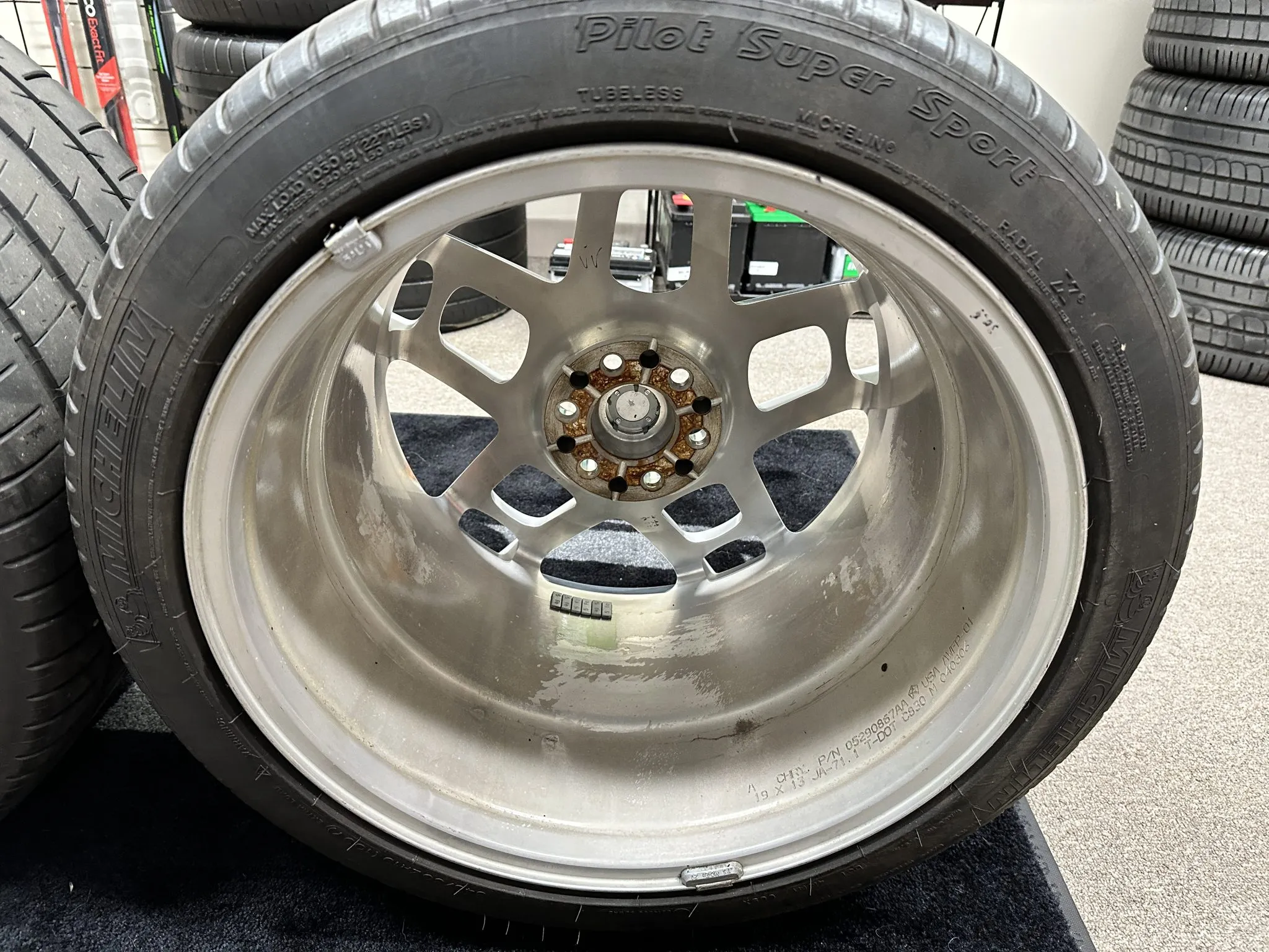 2006-10 Dodge Viper H-Spoke Wheels - Image 13
