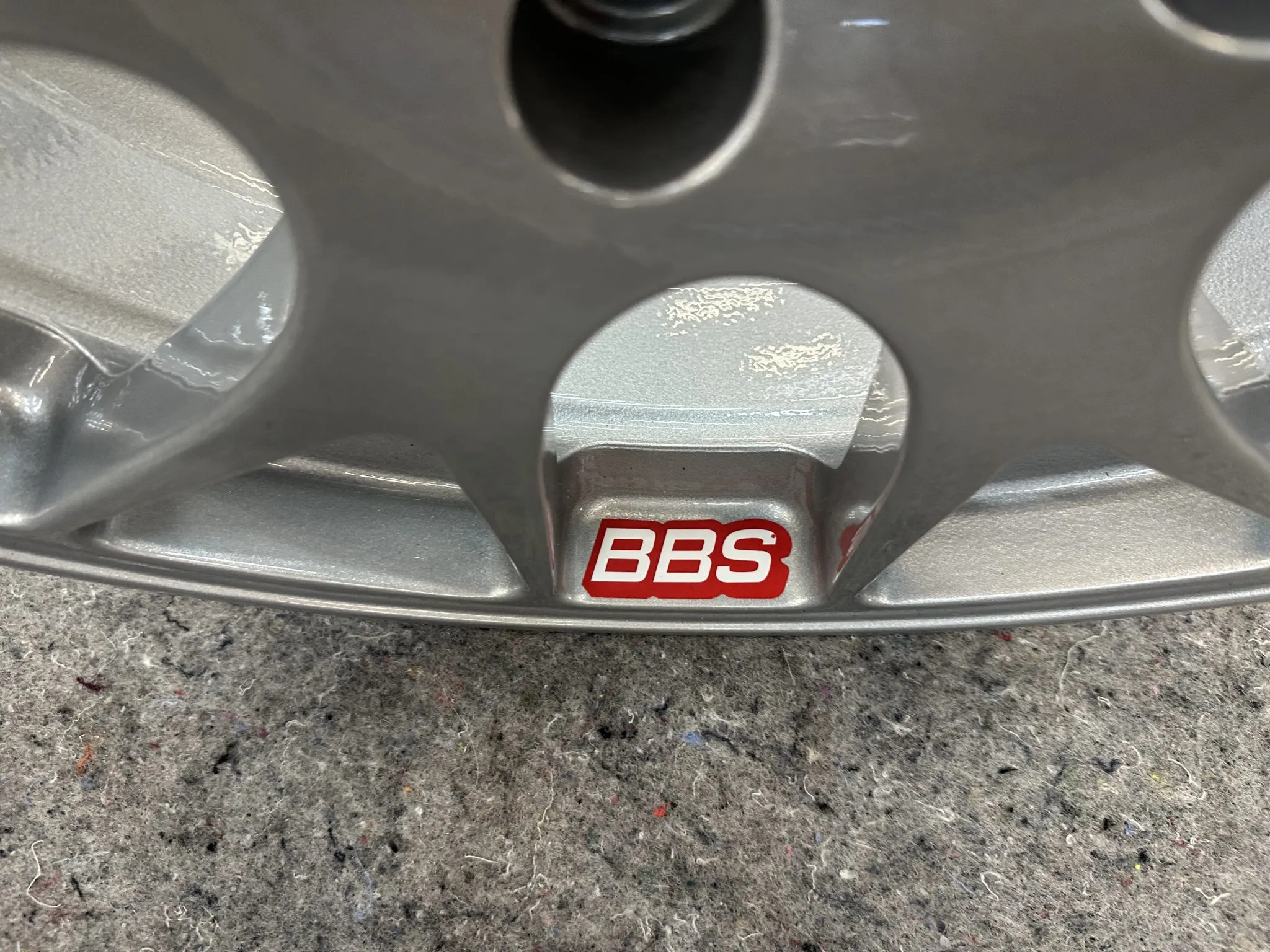 18×9.5″ and 18×10.5″ BBS RE Forged Magnesium Wheels for BMW - Image 5