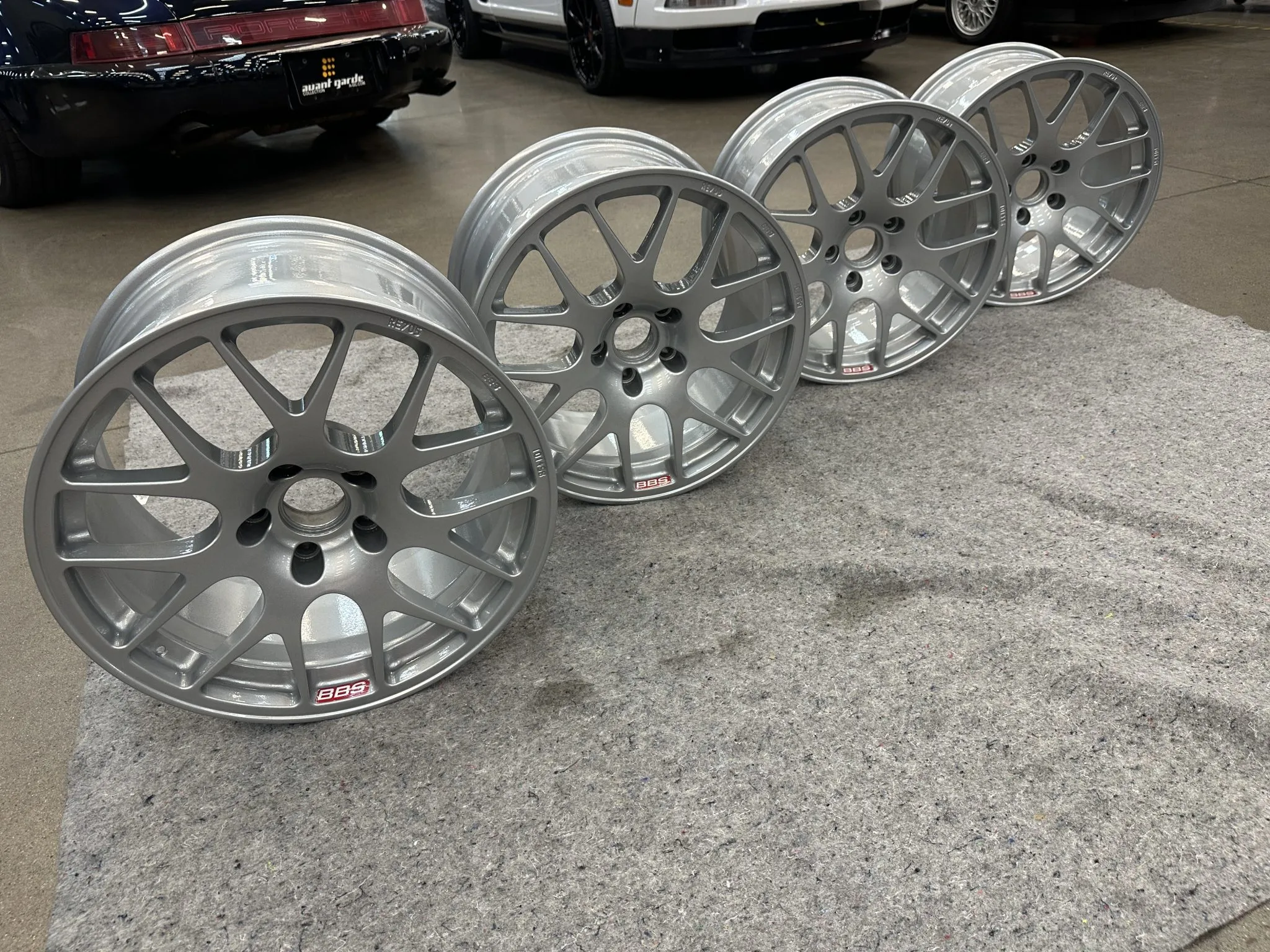 18×9.5″ and 18×10.5″ BBS RE Forged Magnesium Wheels for BMW - Image 12