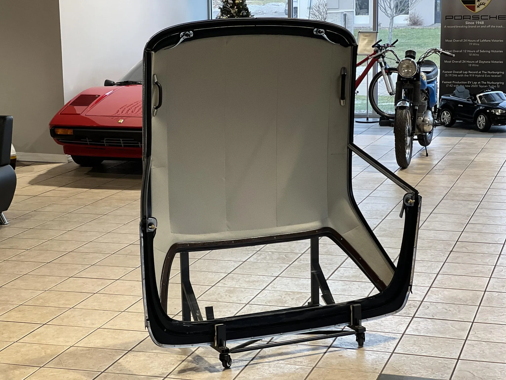 Mercedes-Benz Hardtop for W113 SL - Image 6