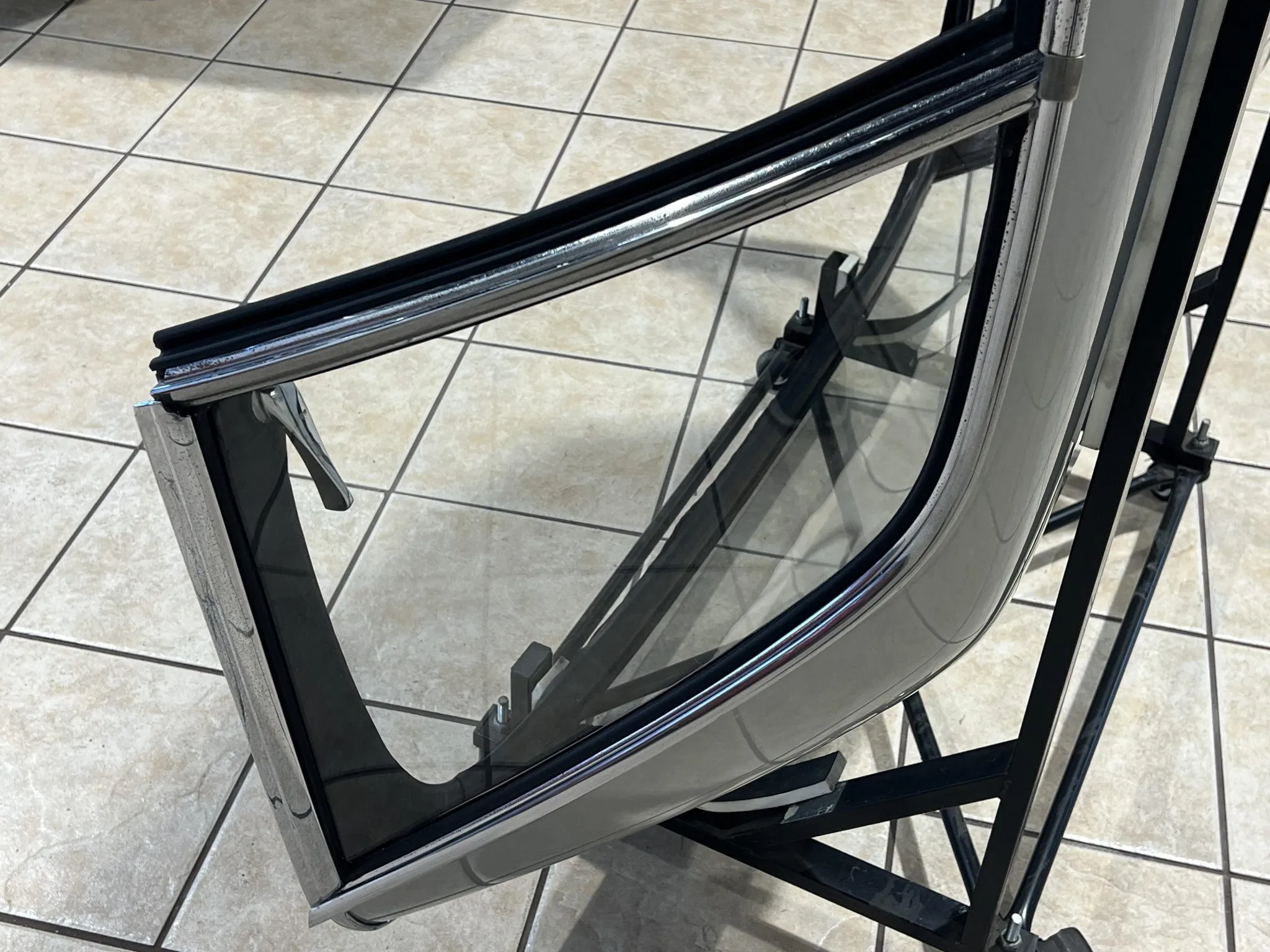 Mercedes-Benz Hardtop for W113 SL - Image 13