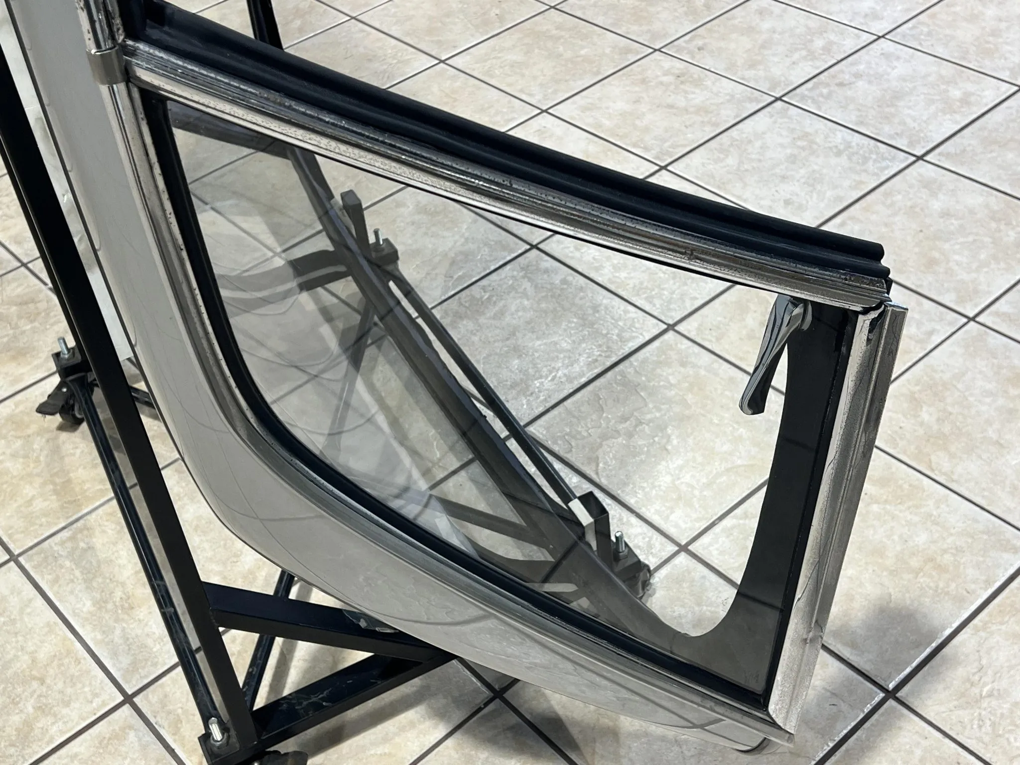 Mercedes-Benz Hardtop for W113 SL - Image 12