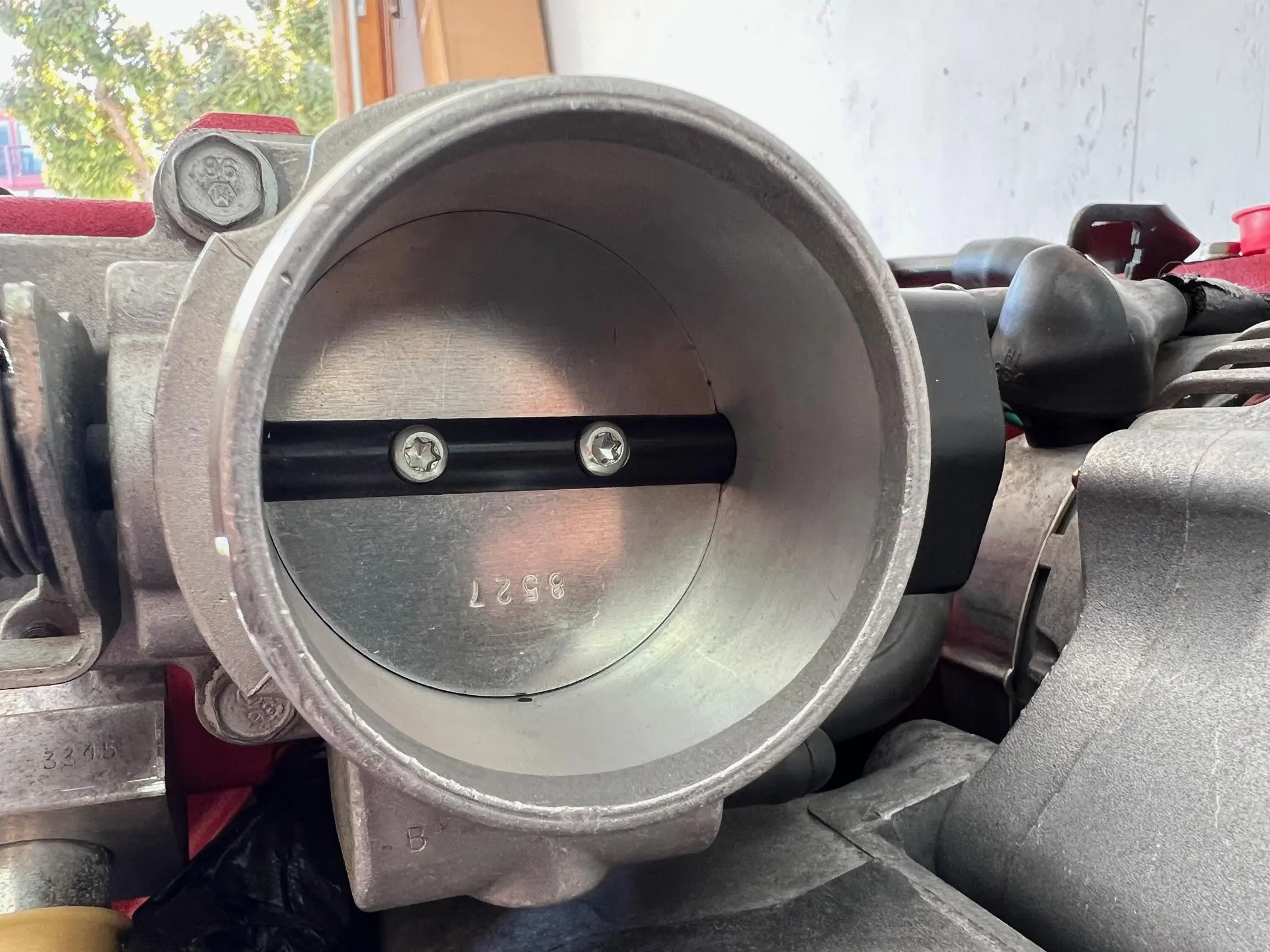 Dodge Viper RT/10 8.0L V10 Engine - Image 22