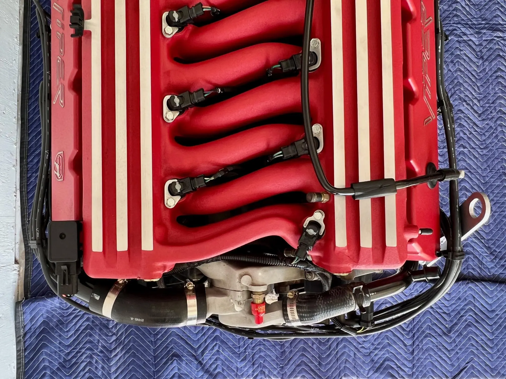 Dodge Viper RT/10 8.0L V10 Engine - Image 23