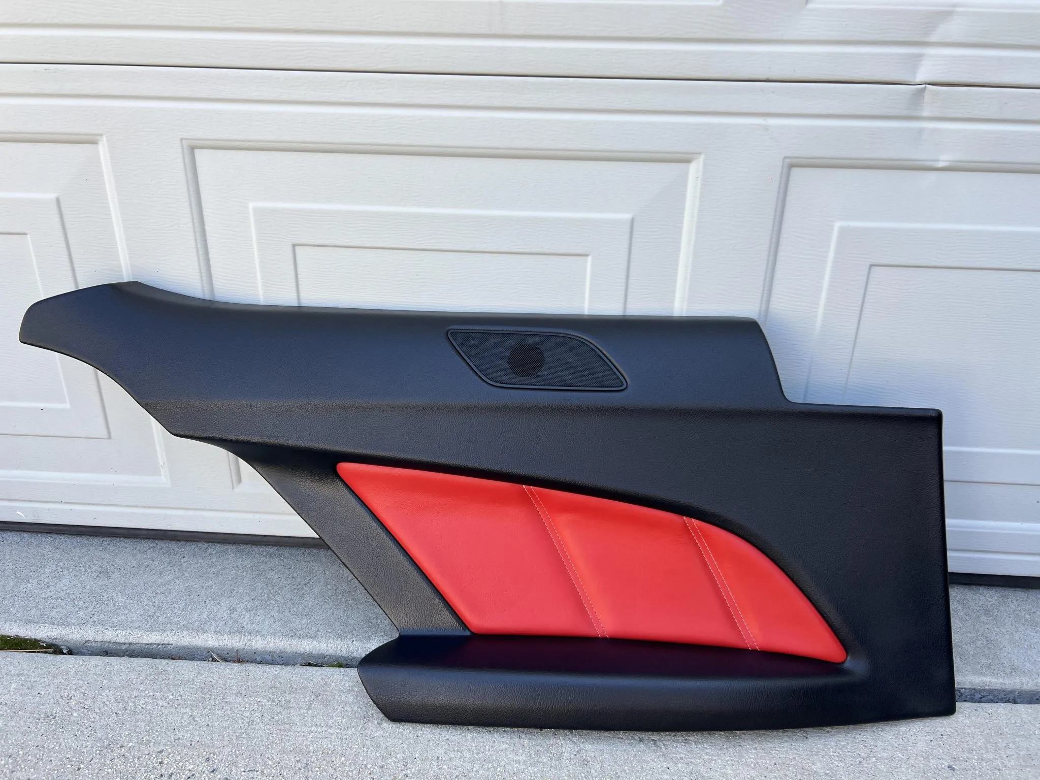 Mercedes-Benz C63 AMG Coupe Seats and Interior Trim - Image 28