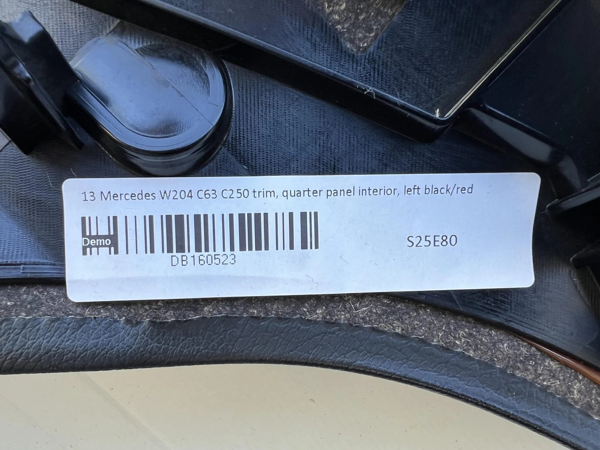 Mercedes-Benz C63 AMG Coupe Seats and Interior Trim - Image 22