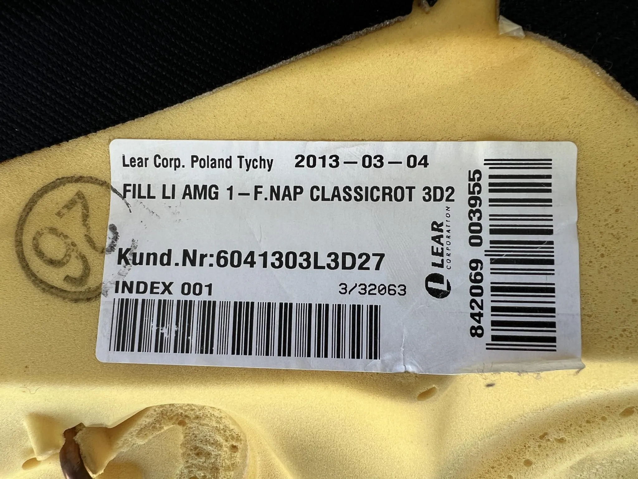 Mercedes-Benz C63 AMG Coupe Seats and Interior Trim - Image 21