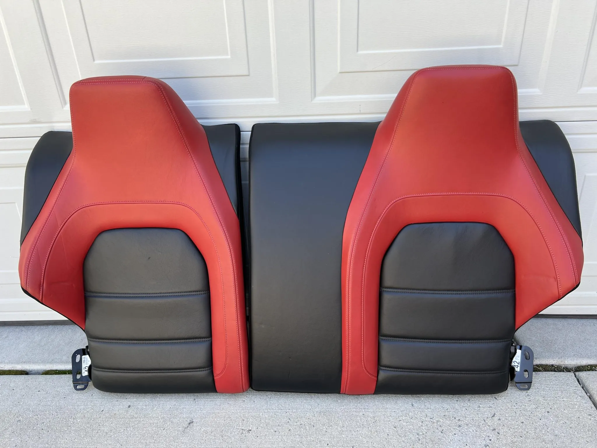 Mercedes-Benz C63 AMG Coupe Seats and Interior Trim - Image 33