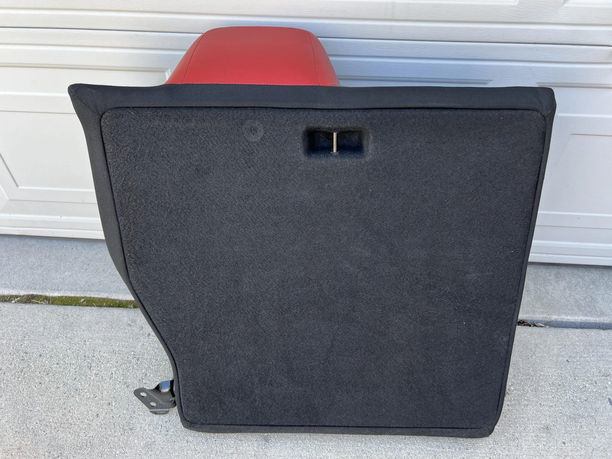 Mercedes-Benz C63 AMG Coupe Seats and Interior Trim - Image 32