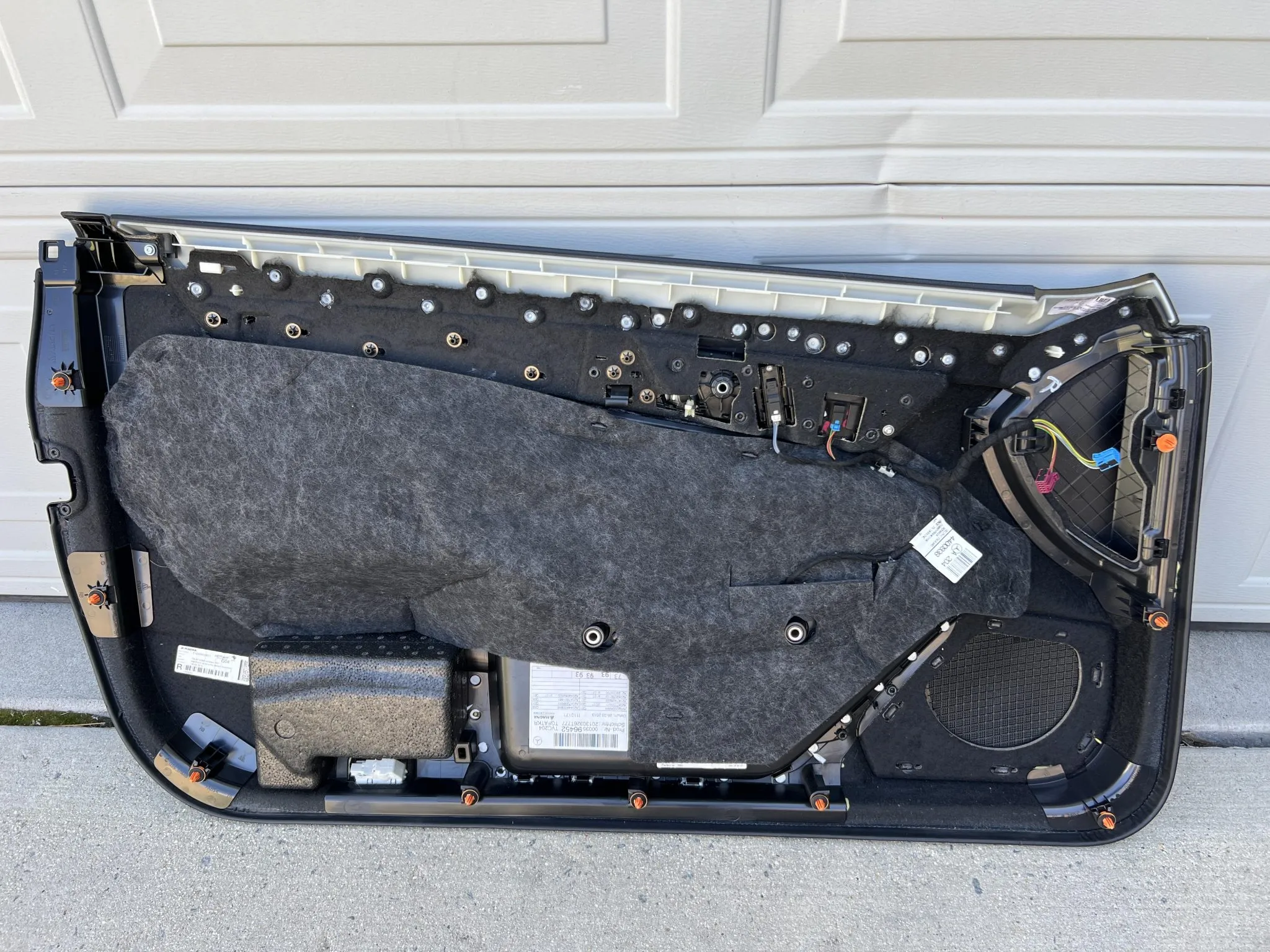 Mercedes-Benz C63 AMG Coupe Seats and Interior Trim - Image 37