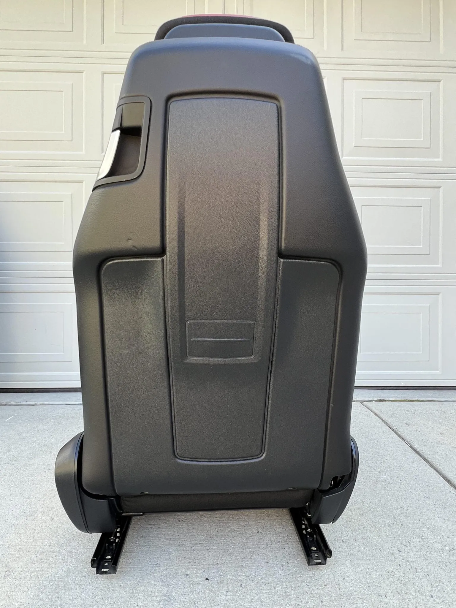 Mercedes-Benz C63 AMG Coupe Seats and Interior Trim - Image 4