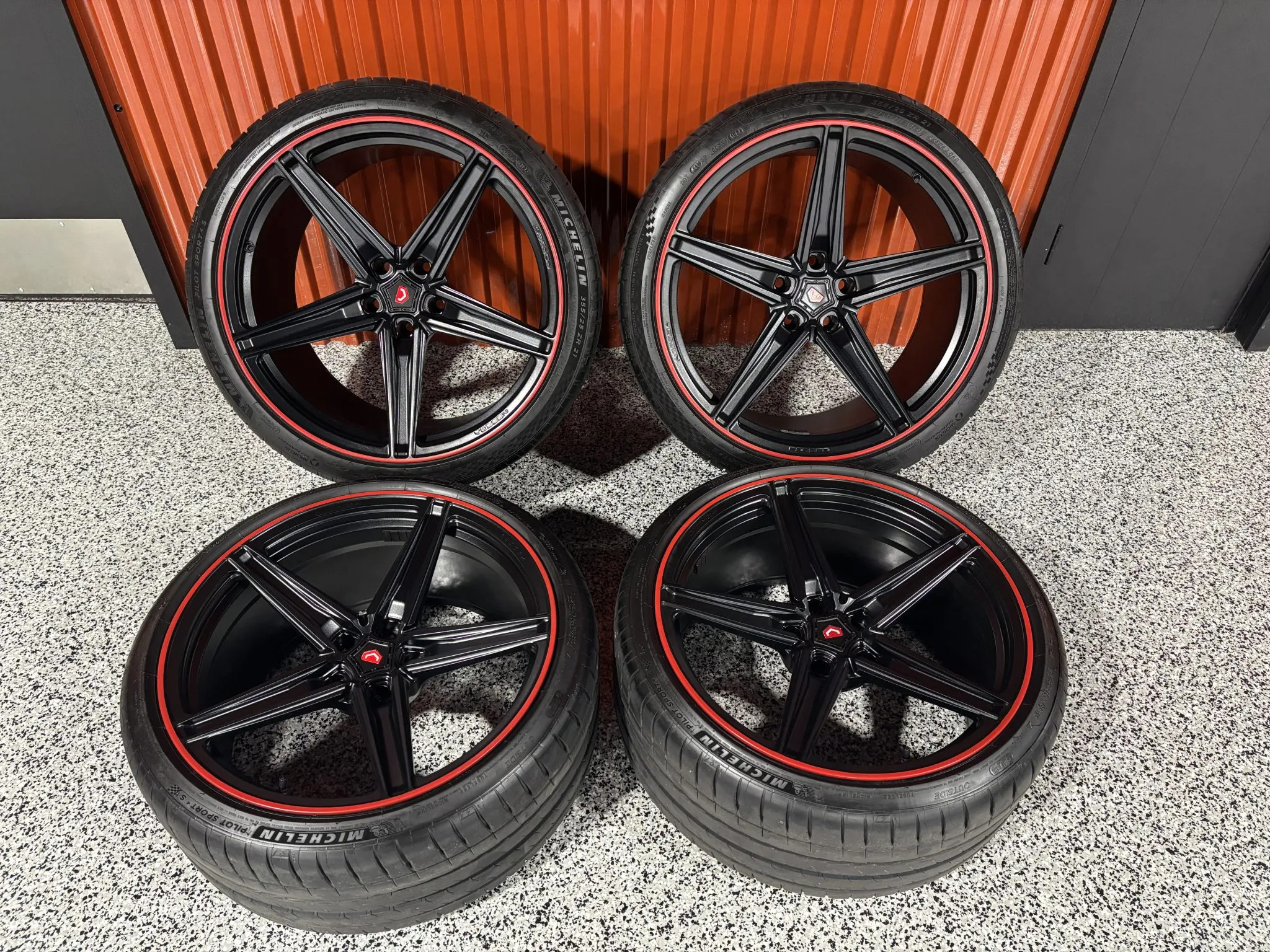 20×10″ and 21×13″ Vossen M-X5 Monoblock Wheels for C8 Corvette