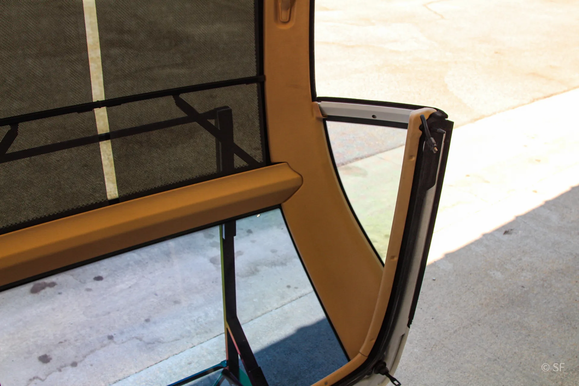 Mercedes-Benz Panoramic Hardtop for R129 SL - Image 6