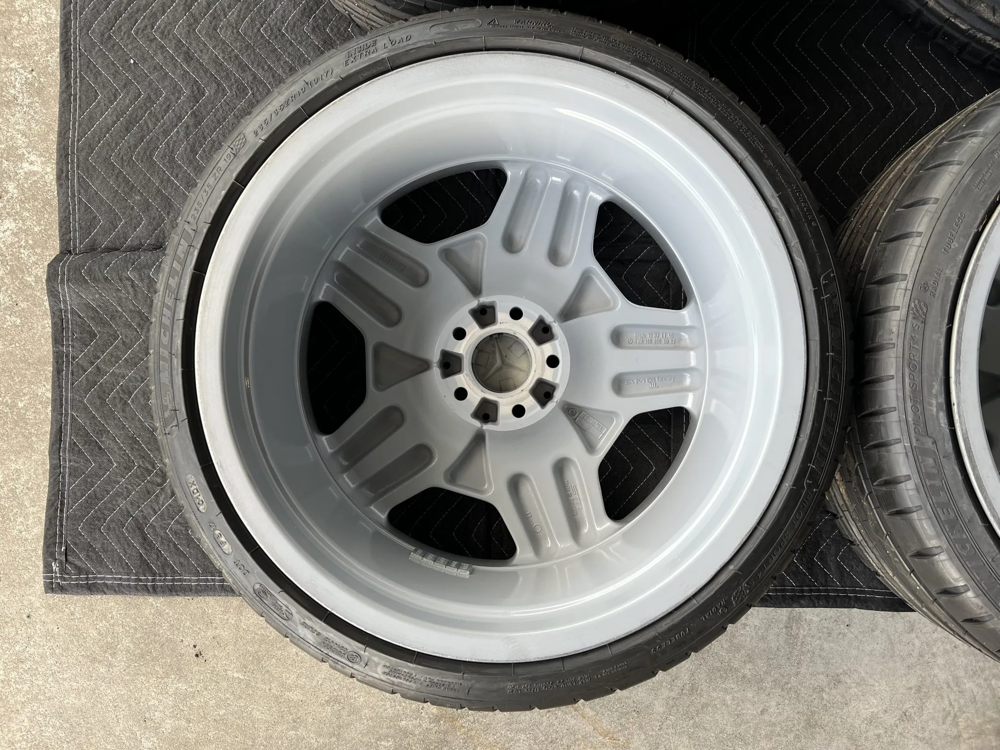 19×8.5″ AMG Wheels for Mercedes-Benz - Image 3