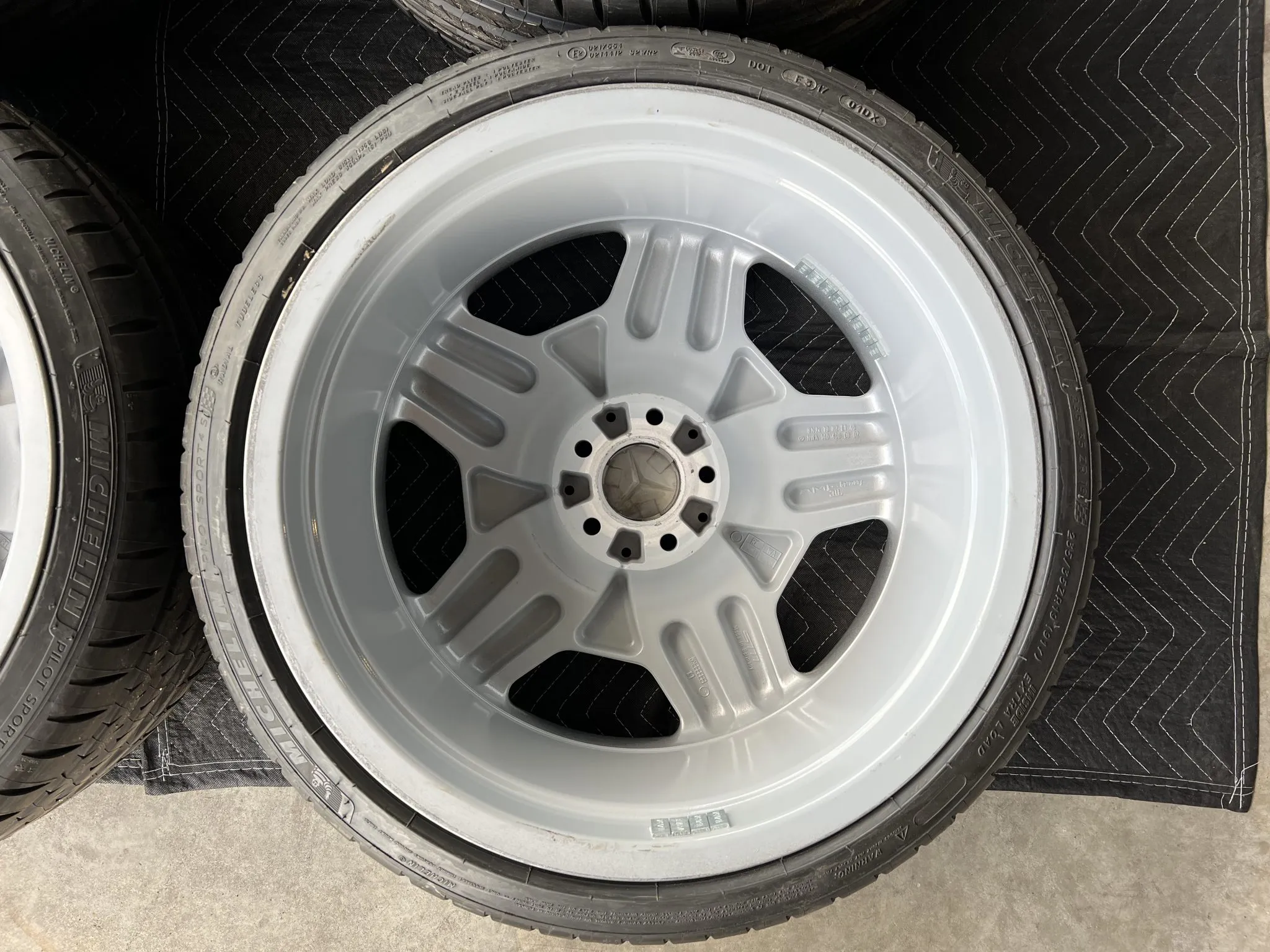 19×8.5″ AMG Wheels for Mercedes-Benz - Image 2