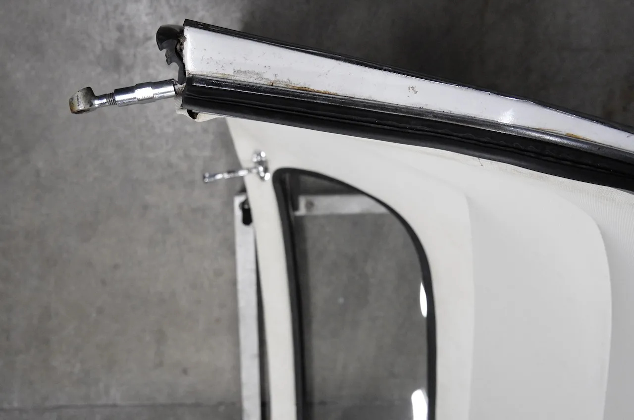 Mercedes-Benz 190SL Hardtop - Image 11