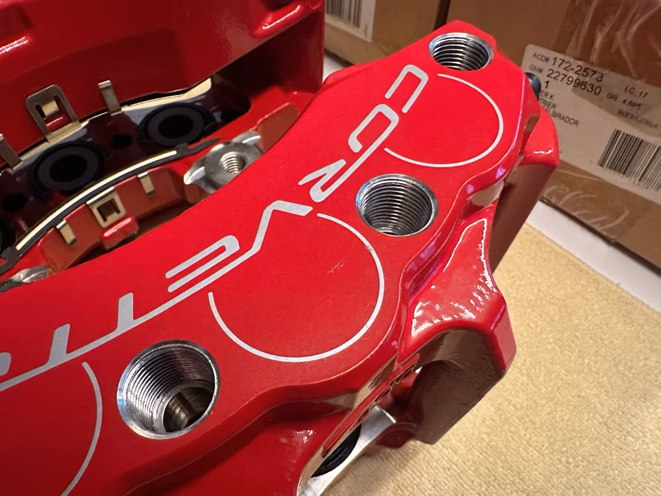 Corvette C6 Z06 Front Brake Calipers NEW - Image 6