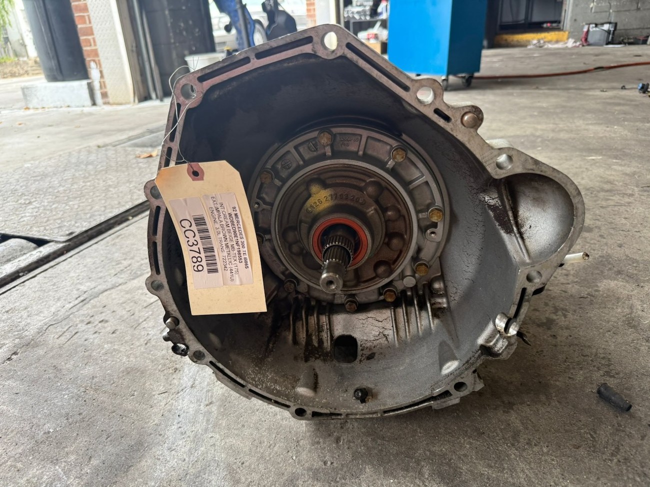 Mercedes-Benz W124 4MATIC Transmission - Image 10