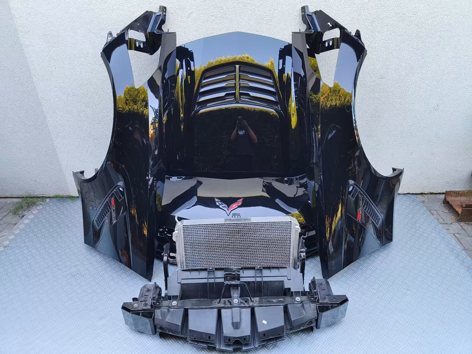 Chevrolet Corvette C7 Z06 Chevrolet Camaro ZL1 - Image 18