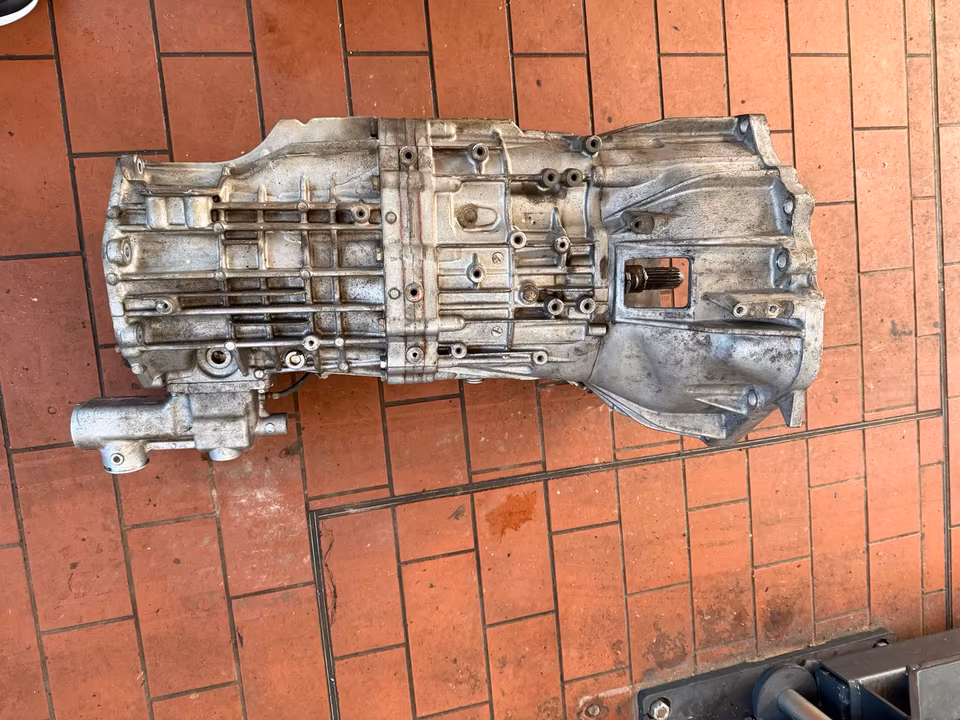 Toyota Hilux, year of manufacture 2019, gearbox, year of manufacture 2019 - Image 10