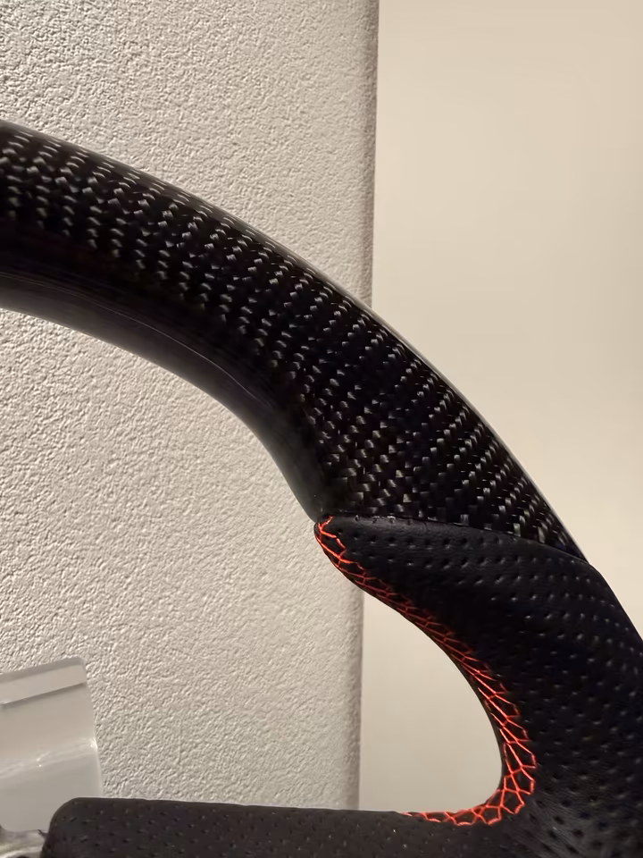 Nissan GT-R R35 Carbon Steering Wheel – Sports Steering Wheel - Image 2