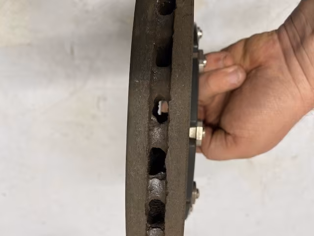 Ceramic brake system Audi RS6 C8 4.0i V8 built in 2021 with 18,700km - Image 20