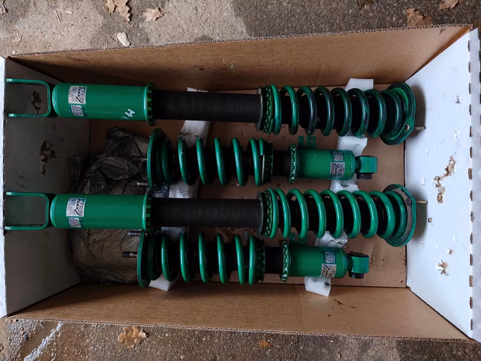 Nissan Skyline R33 GTR R34 Coilover Suspension