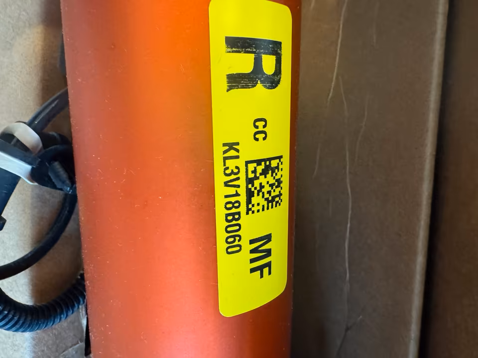 Fox Lifevalve Performance Shock Absorbers for Ford F150 Raptor - Image 6