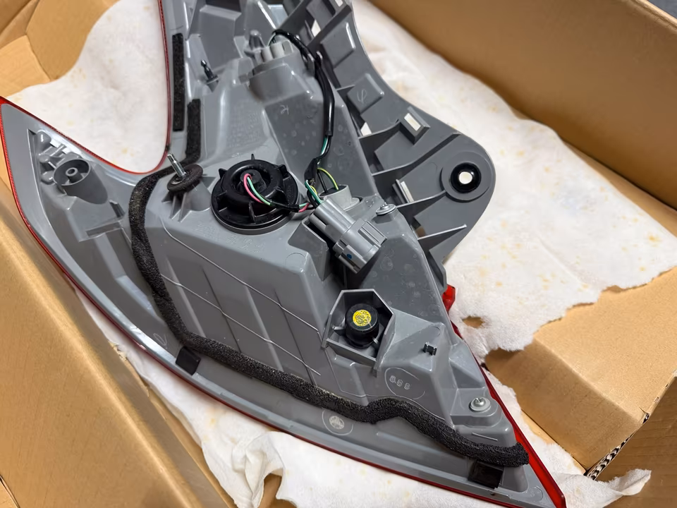 Nissan 370Z taillights, original taillight - Image 7