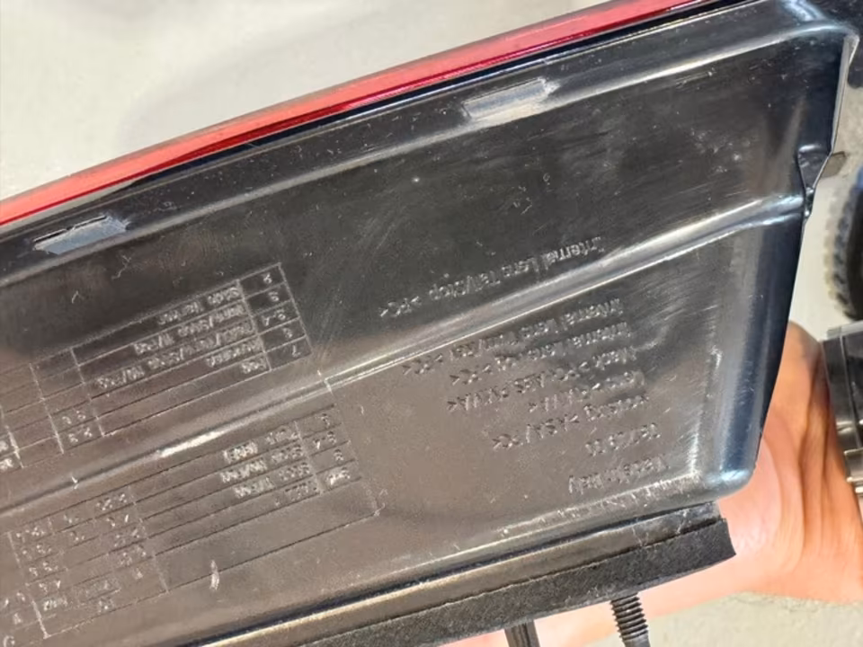 Mercedes G W463/W464 Rear Light Black L+R - Image 4