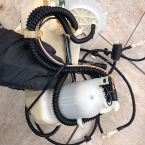 Nissan GTR R35 - fuel pump