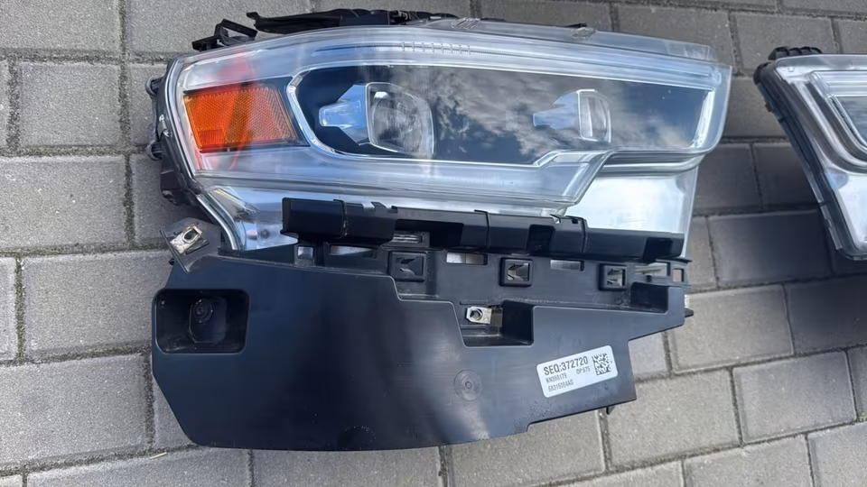 DODGE RAM 5 HEADLIGHTS FULL LED HEADLIGHTS - Image 7